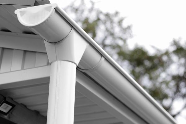 Gutters Replacement in Conroe