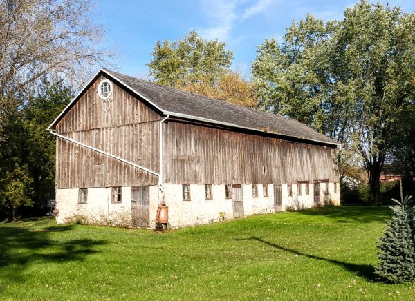 Barn Gutter Repair in Conroe